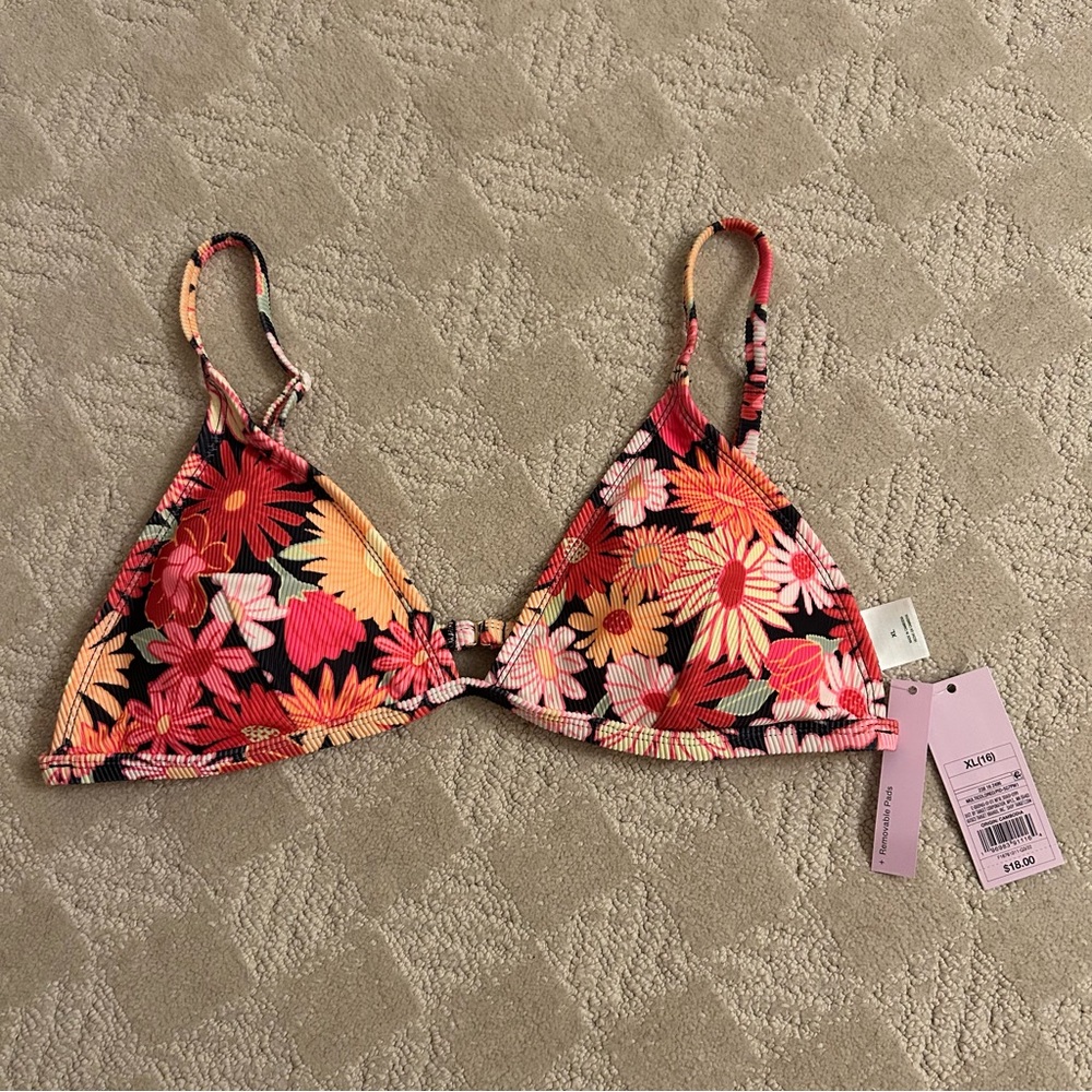 Women's Ribbed Triangle Bikini Top - Wild Fable™ - Picture 9 of 10